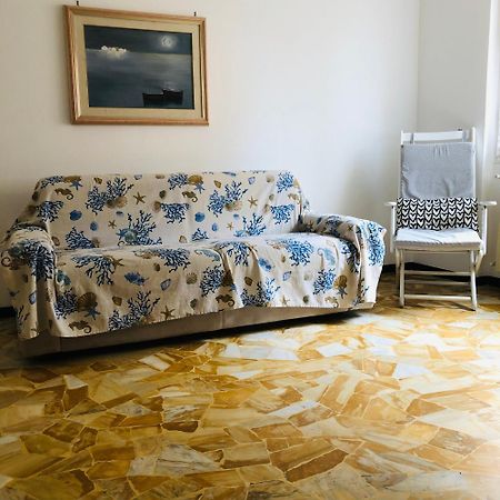 Casa Emma 400 Mt Dal Mare Lejlighed Spotorno Eksteriør billede